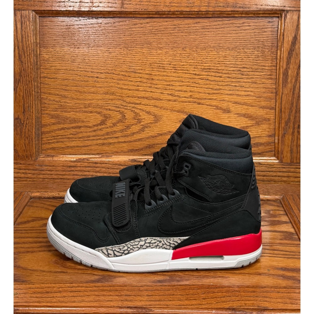 Jordan Legacy 312 Black Varsity Red Cement AV3922-060 Mens 10.5